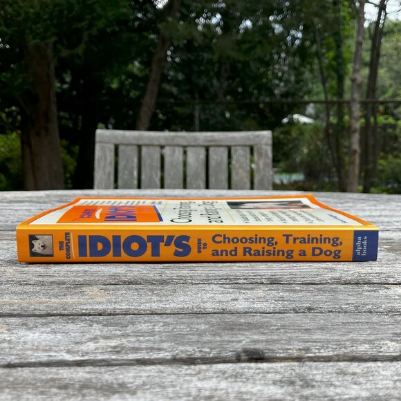 Book🐕‍🦺Choosing, Training and Raising a Dog - Picture 3 of 9